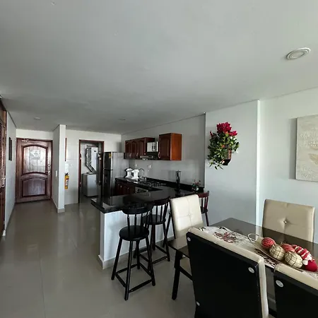 Torres Del B-2 Apartamento